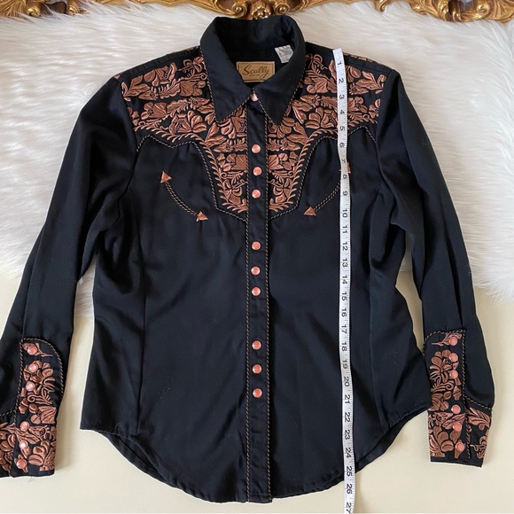 Scully Floral Embroidered Western Shirt - Picture 11 of 13